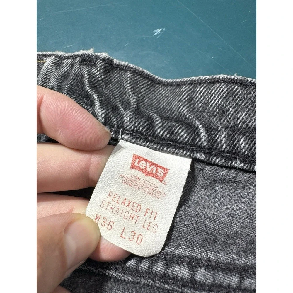 Vintage Levis 553 Jeans Men 34x29 Faded Black Relaxed Fit Straight Leg Denim 90s